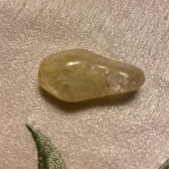 Velvet Bag and set of 4 Tumbled Rocks & 4 pieces of Fools Gold - Picture 7 of 8